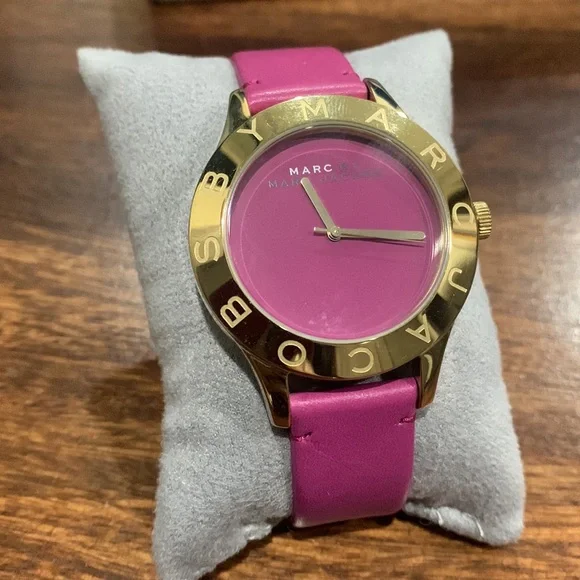 Authentic Marc Jacob’s watch Brand New with tags - Picture 5 of 10